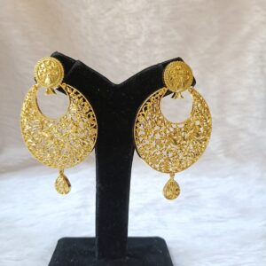 Stylish gold-plated earrings