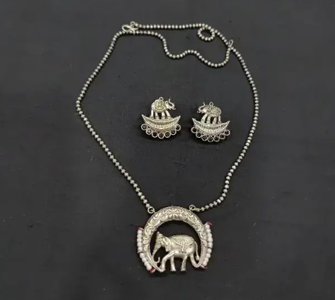 Silver polish Elephant jewellery set