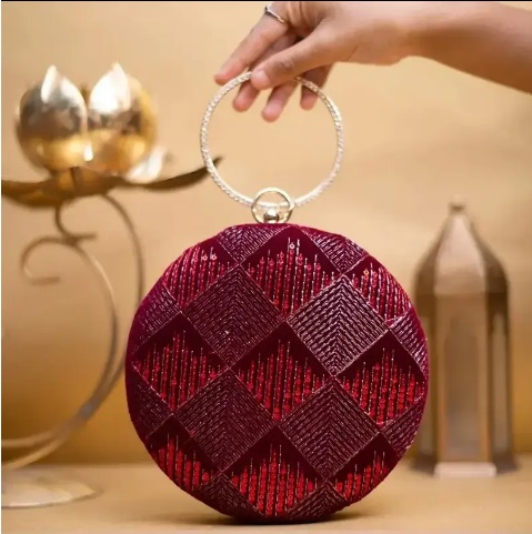 Sequin Chain Clutch