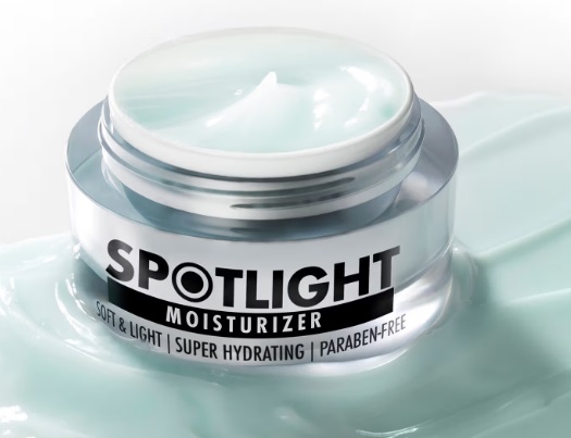 PAC Spotlight Moisturizer - Quick Absorbing Formula, Keeps Skin Hydrated, Dewy & Plump All Day (50 g) - Image 2