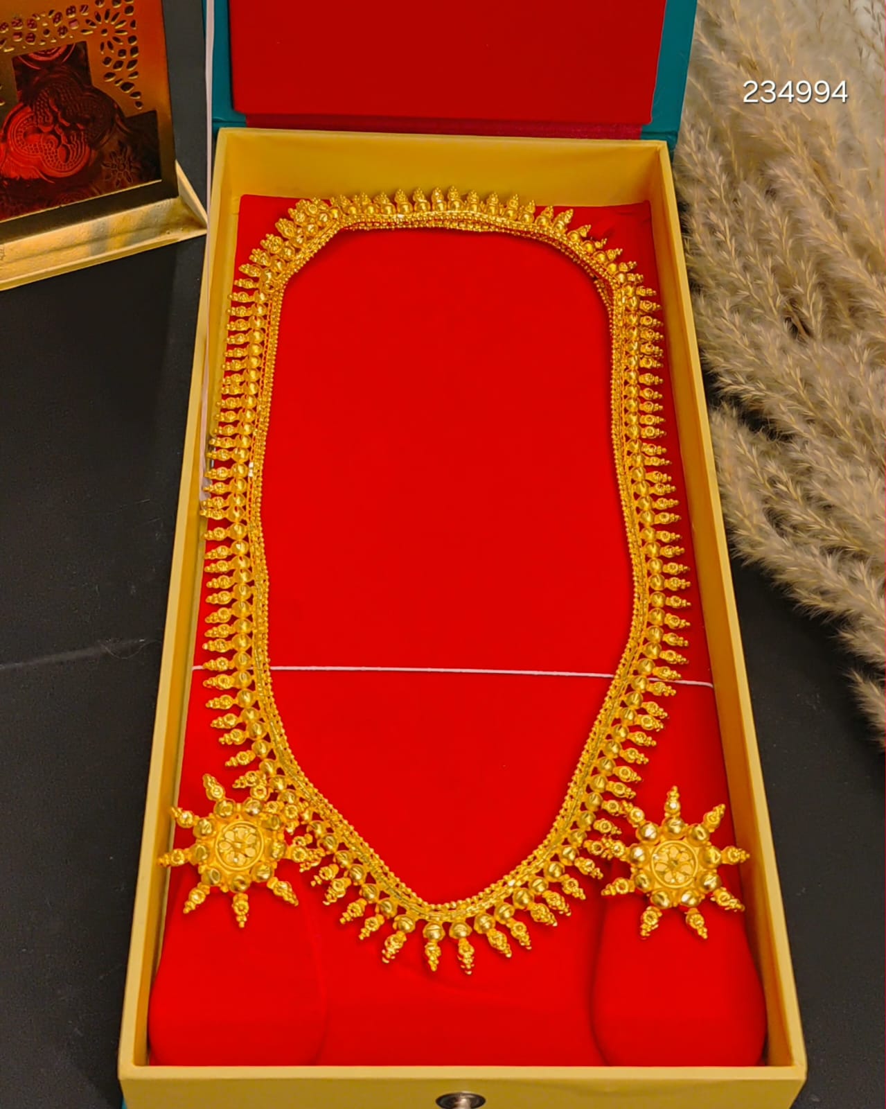 Gold plated (haar) jewellery set. - Image 2